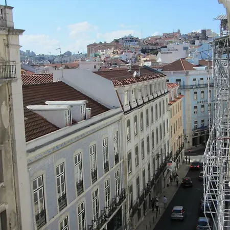 Baixa Sunny With A View! דירה ליסבון